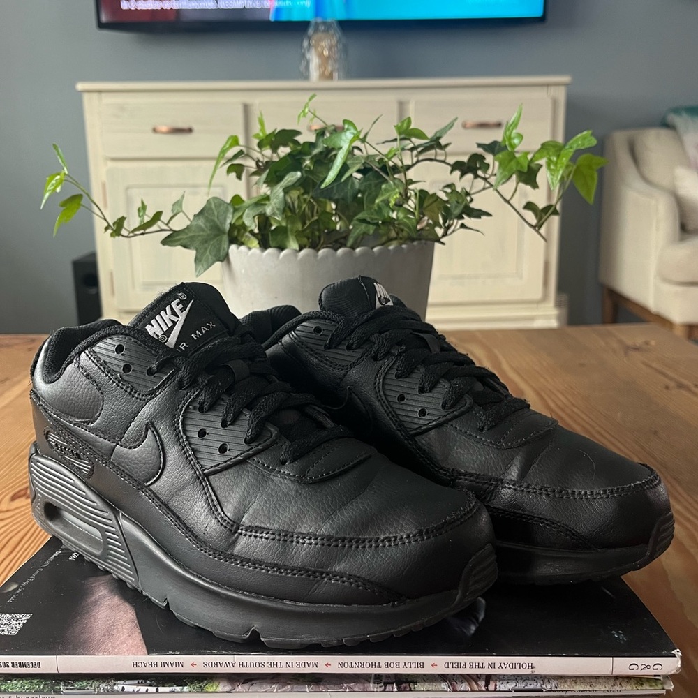Nike Kids' Black Leather Sneakers - Picture 3 of 9